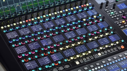 Routage et bus sur une console numérique : comprendre le signal