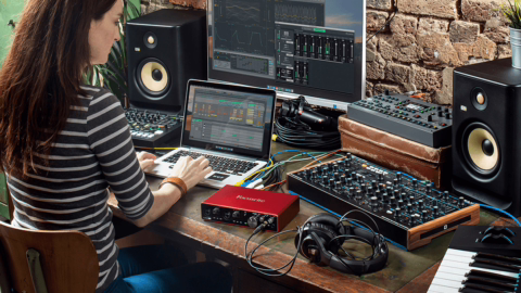 Table de mixage ou carte son : que choisir pour votre home studio ?