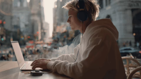 IK Multimedia ARC ON·EAR : la solution pour mixer sur casque comme sur des enceintes de studio