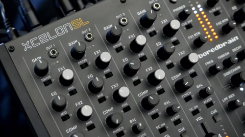 Boredbrain Xcelon SL : le mixer analogique qui veut réconcilier live électronique, DJing et Eurorack