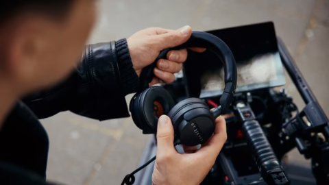Casque de monitoring compact beyerdynamic DT 275 PRO, modèle supra-auriculaire fermé