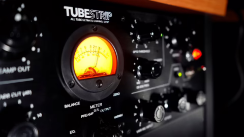 Heritage Audio TUBESTRIP, channel strip tout-lampe 3U vu de trois quarts