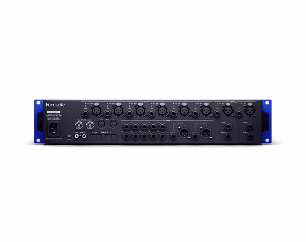 Vue de la Focusrite ISA C8X, finition bleu anodisé emblématique de la gamme ISA
