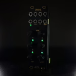 Ghost In Translation Drone : quatre voix de drones et seize algorithmes dans un module Eurorack open source