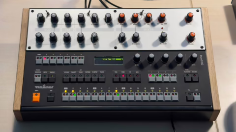 Boite a rythmes analogique Vermona drumDING vue du dessus
