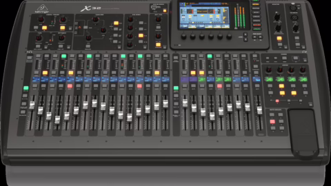 Console de mixage numerique Behringer X32