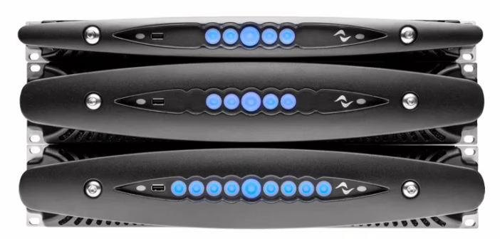 Un amplificateur de tournée Powersoft X series avec DSP intégré