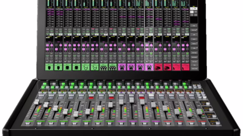 Système portable SSL TCA Tour bâti sur des composants System T