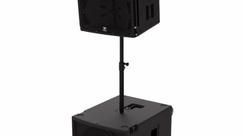 Module Yorkville Paraline PSA28 sur pied avec un caisson PSA18S