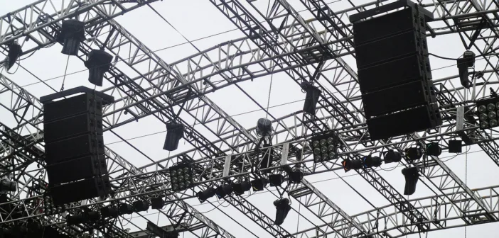 Aux-fed subwoofers explained: a cleaner, tighter low end