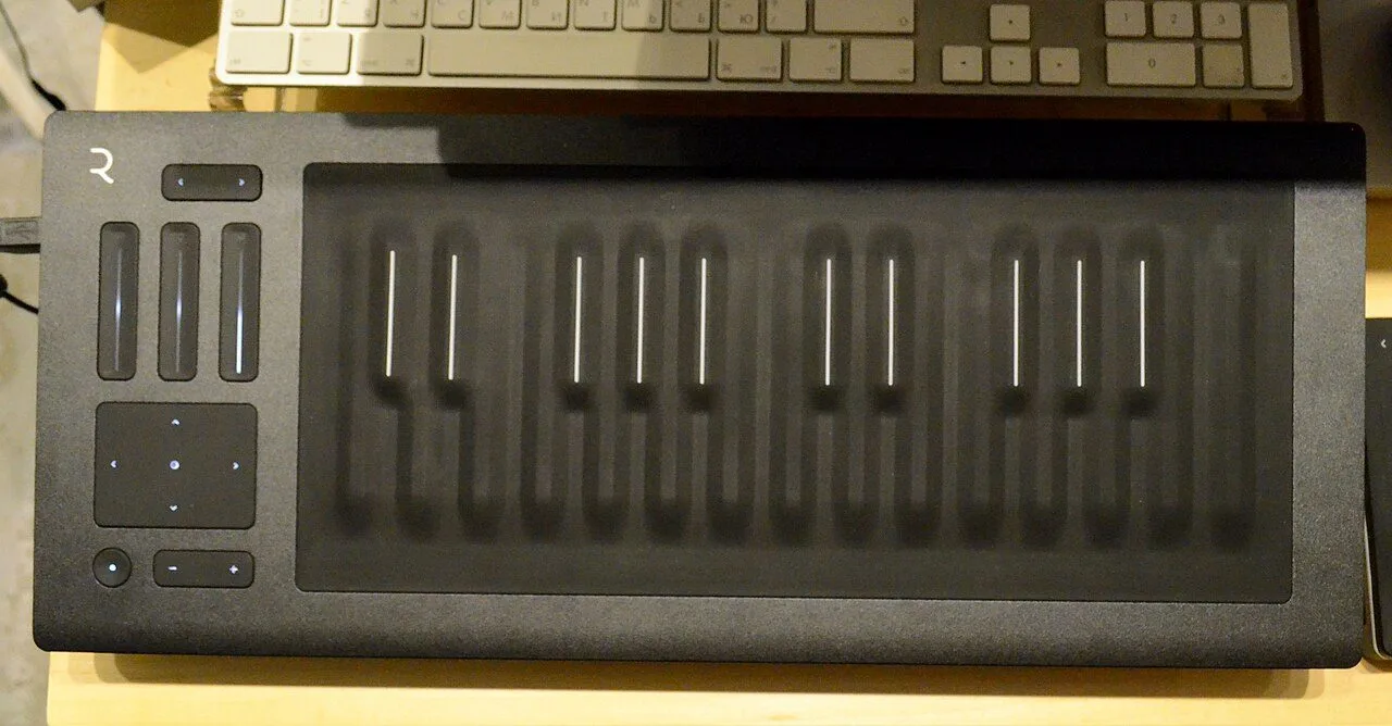 Soft playing surface of a ROLI Seaboard RISE, played to shape each note individually in MPE