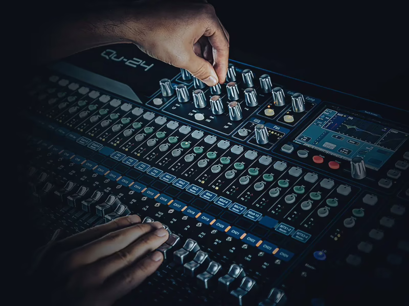 Allen & Heath Qu-24