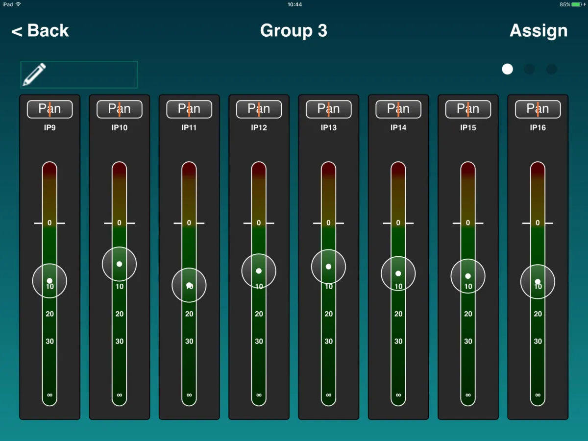 SQ4You on iPad: group faders and pan