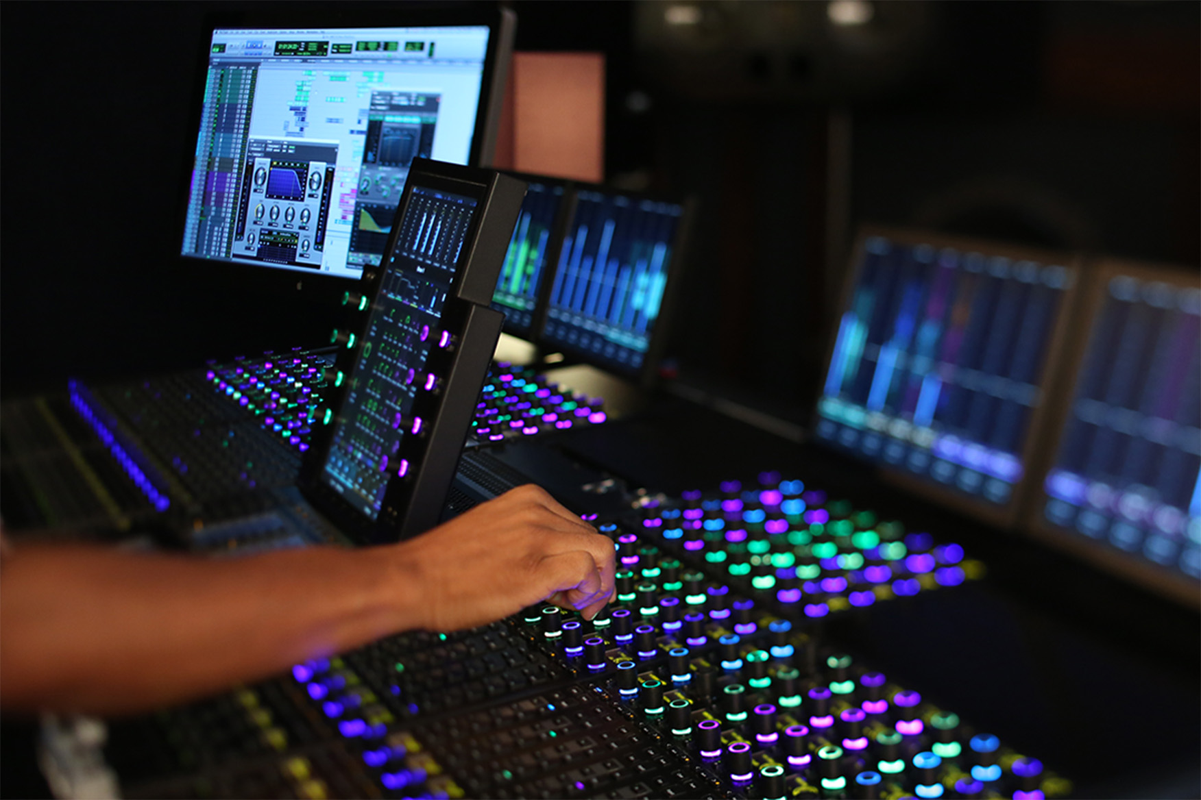Avid S6 M40 — Channel strip