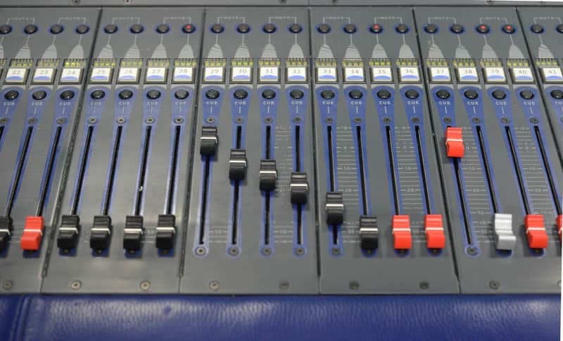 InnovaSON Sy80 Grand Live — Tranche