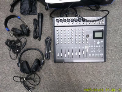 Korg D888