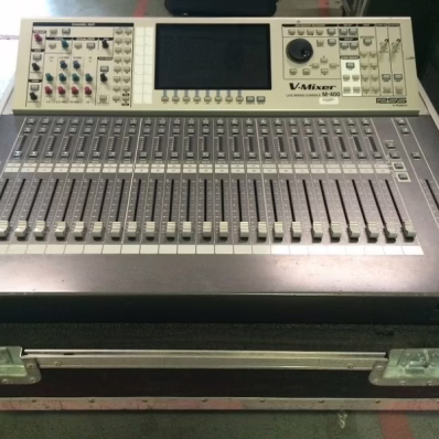 Roland M-400