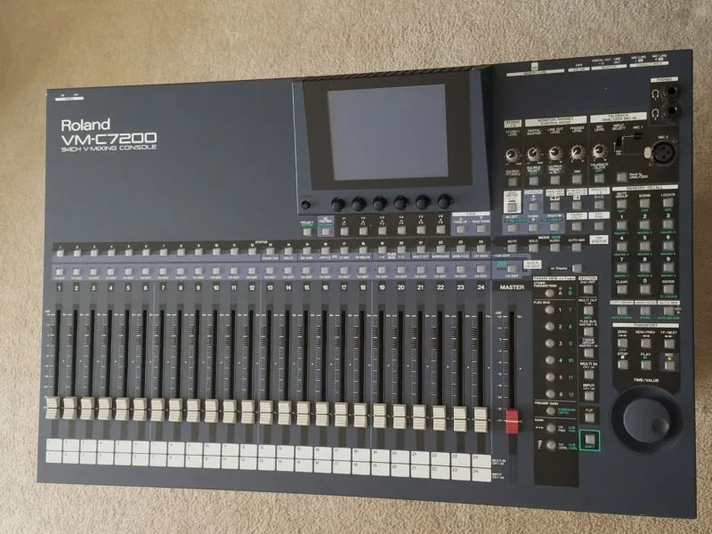 Roland VM-7200