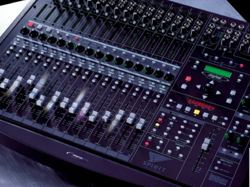 Soundcraft 328XD