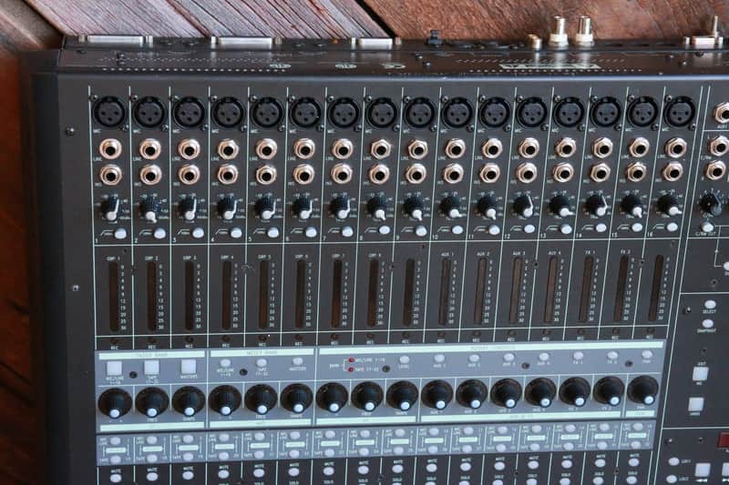 Soundcraft Spirit Digital 328 — Tranche