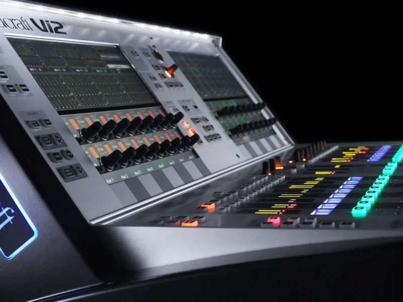 Soundcraft Vi2