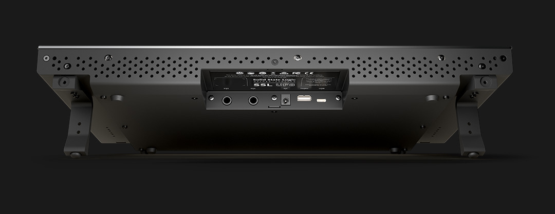 Solid State Logic UF8 — Face arrière