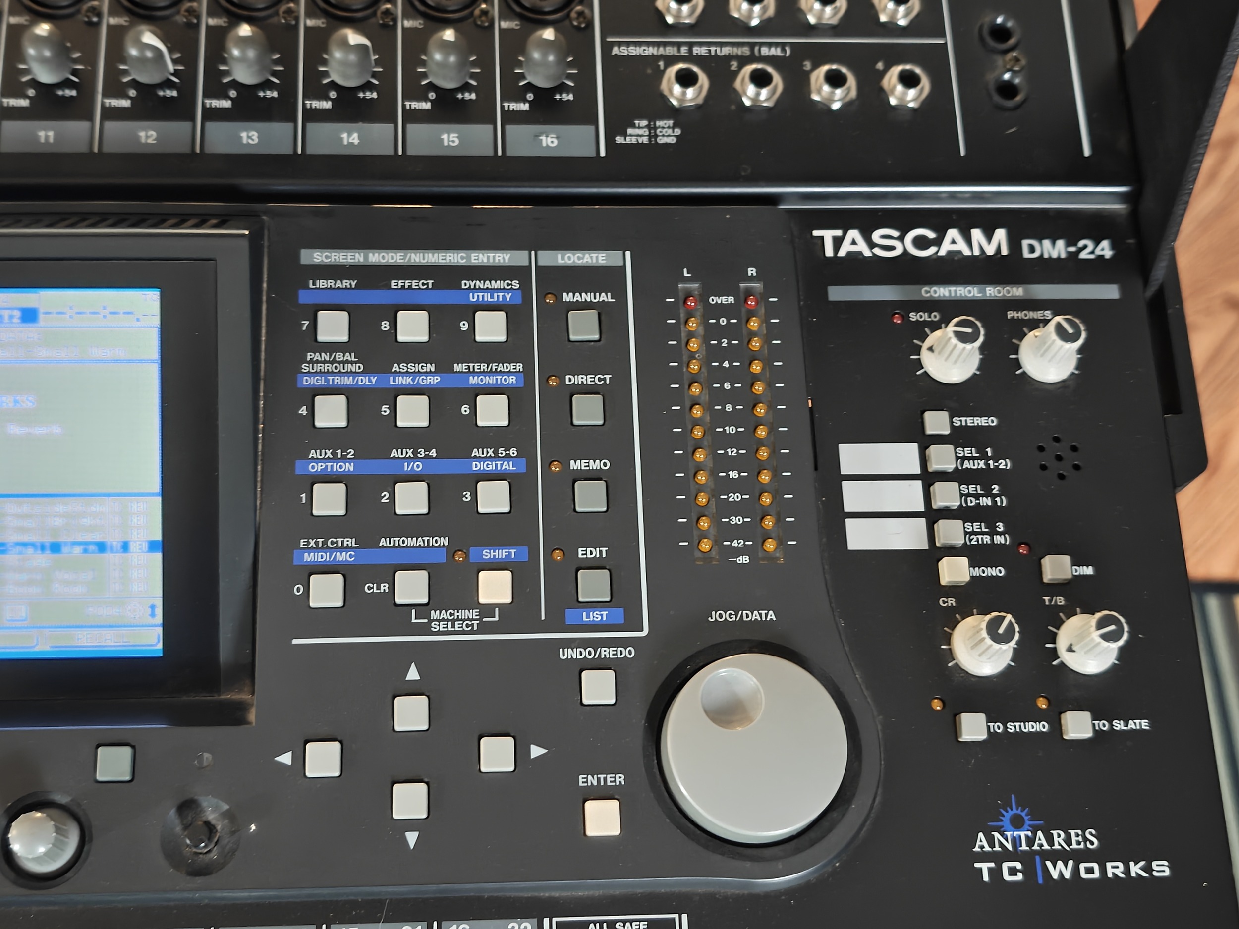 Tascam DM-24 — Tranche