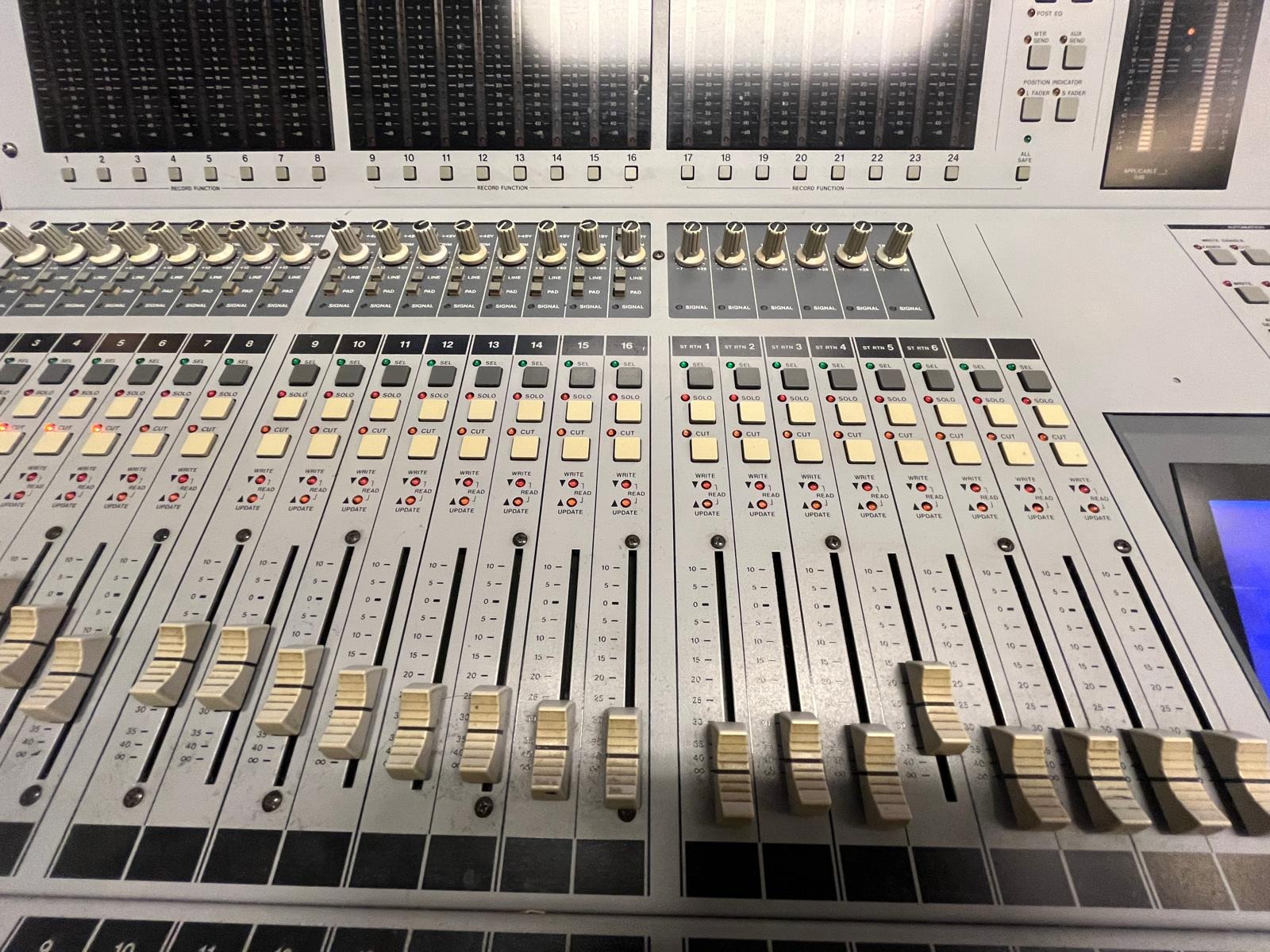 Tascam TM-D8000 — Channel strip