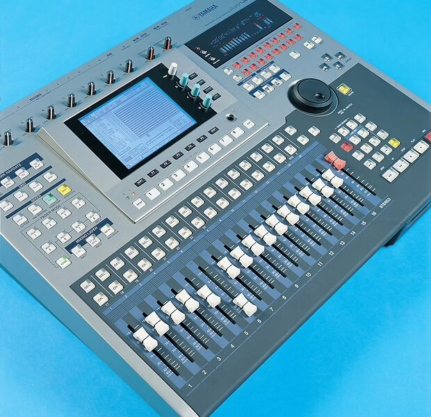 Yamaha AW4416