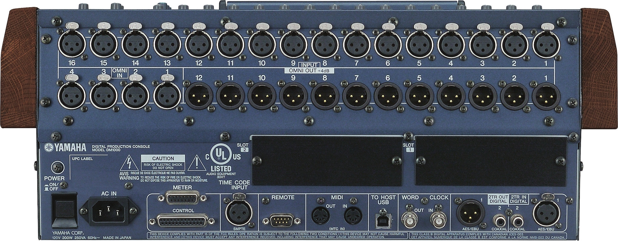 Yamaha DM1000 — Face arrière