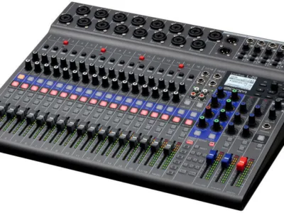 Zoom LiveTrak L-20